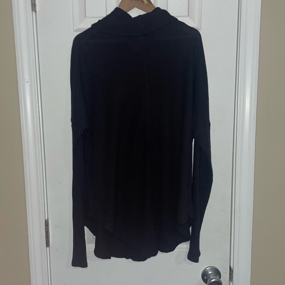Aritzia The‎ Group Babaton Womens Long Sleeve Waffle Knit Turtleneck Black Sz Lg - Picture 2 of 4